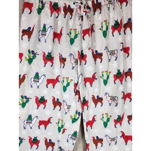 THE COMPANY STORE Women's Red White Green LLAMAS Christmas Pajama Pants SZ L - Picture 3 of 8